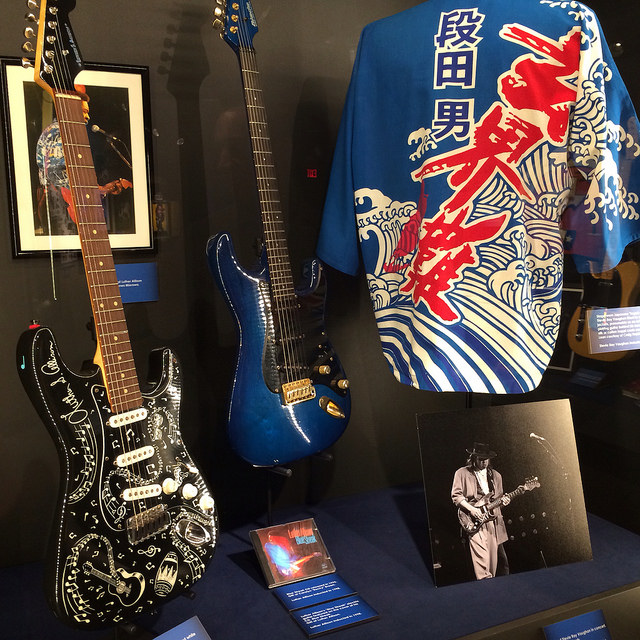 17240731374_36c75f1e31_z