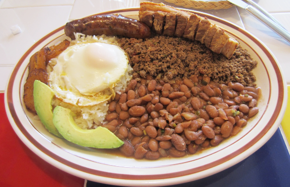 arepas deliciosas typical plate